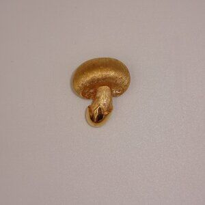 Small Vintage Trifari Mushroom Brooch Gold Tone Scarf Pin Marked